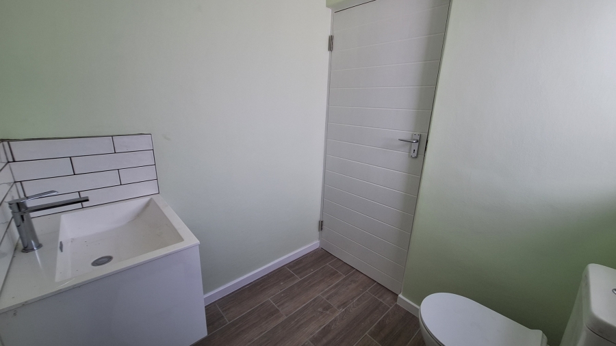 2 Bedroom Property for Sale in Velddrif Western Cape